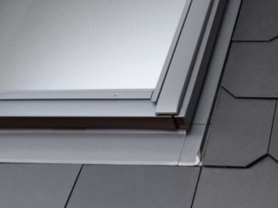 Фото: оклад для плоской кровли velux eds 2000 78x252